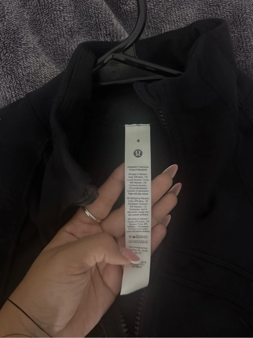 lululemon athletica Black Full-Zip Performance Jacket